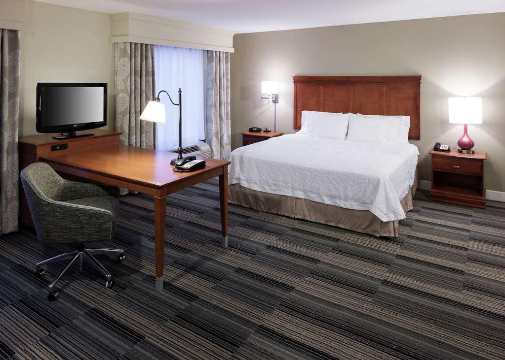 Hampton Inn & Suites Davenport Rum bild
